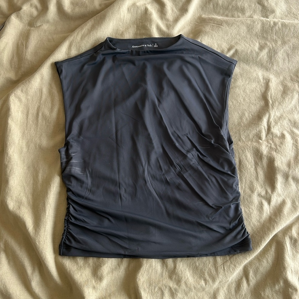 Super Comfy Abercrombie and Fitch Ribbed Tank